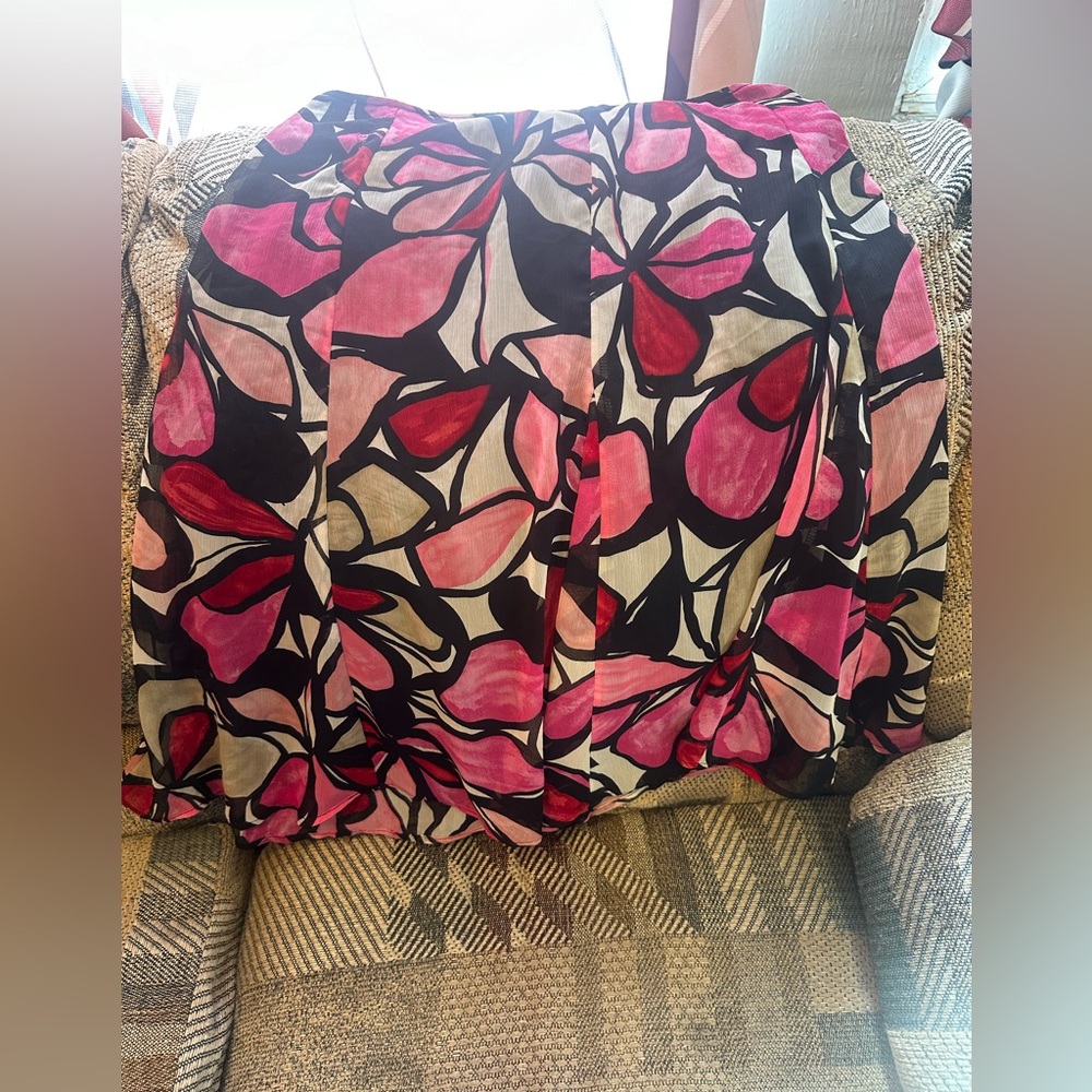 Colorful flowing skirt
